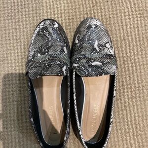 Snakeskin Pattern Loafers